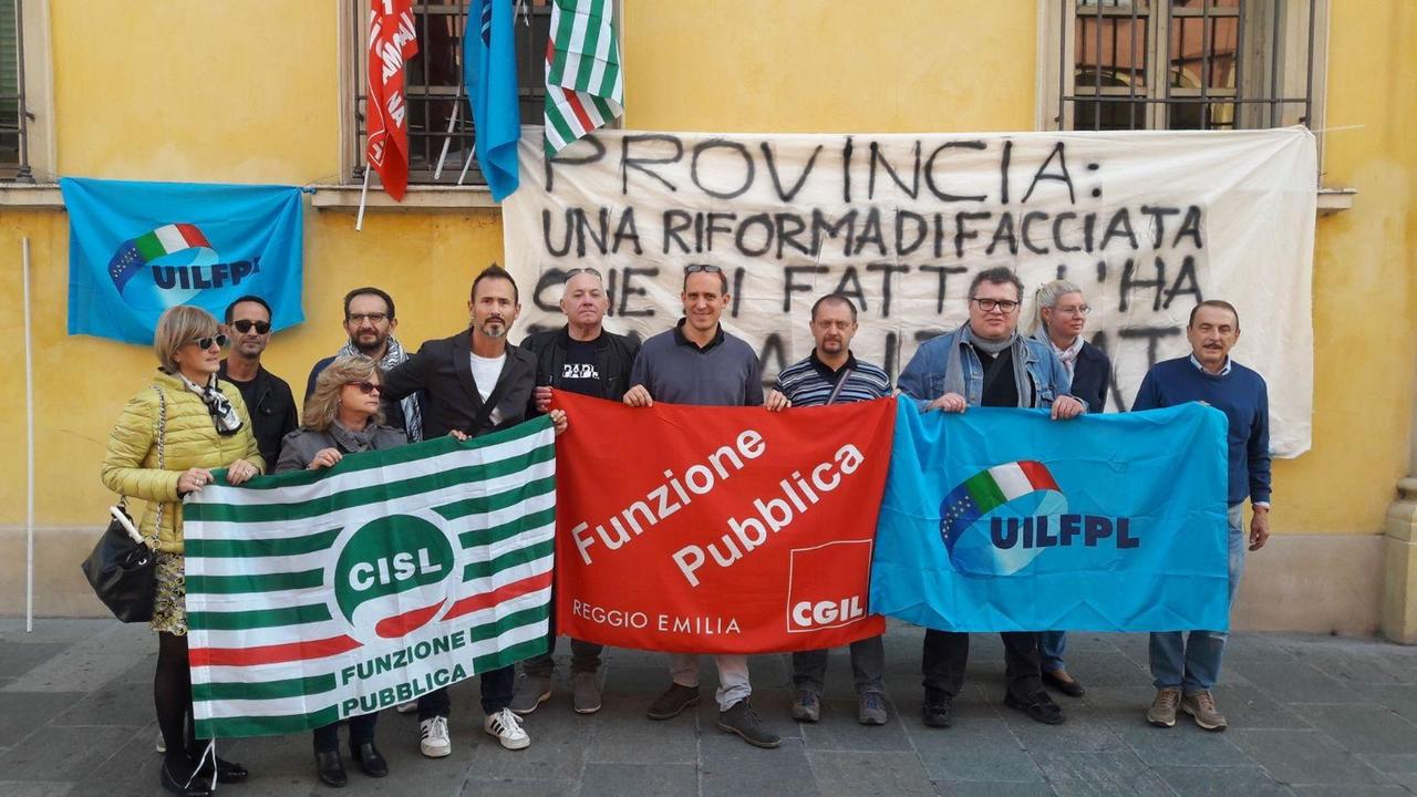 Provincia di Reggio al collasso, dipedenti in sciopero