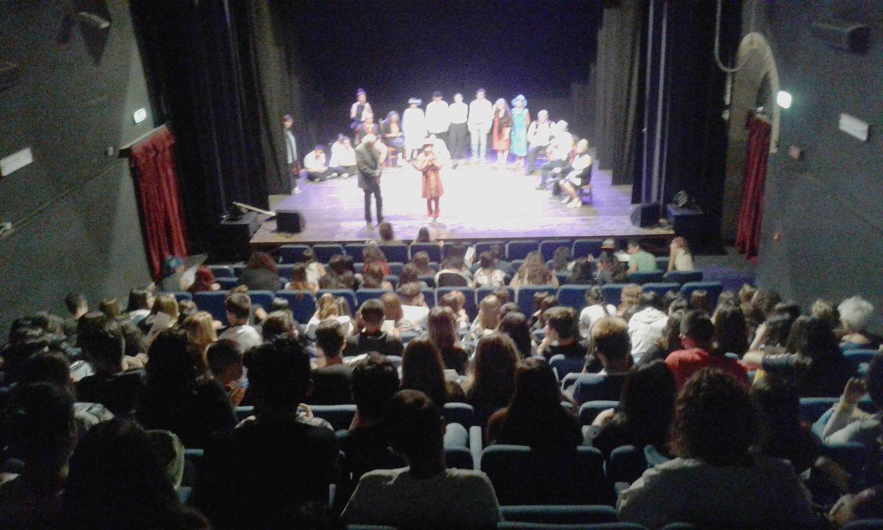 Il teatro come terapia psicologica in scena all'ex Vetreria di Pirri 