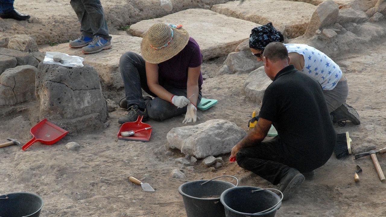 Scavi archeologici a Mont'e Prama