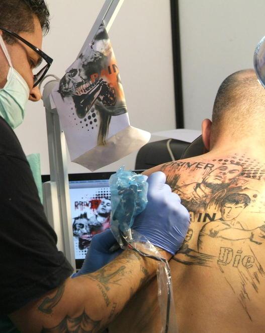 Tatuaggi per tutti a Fornacette e dopo musica con dj a Pontedera 