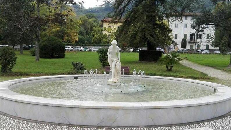 Torna a funzionare la fontana alla Villa
