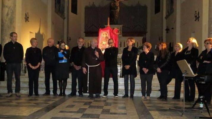 Troppe liti col prete Il coro lascia la chiesa dopo ventidue anni