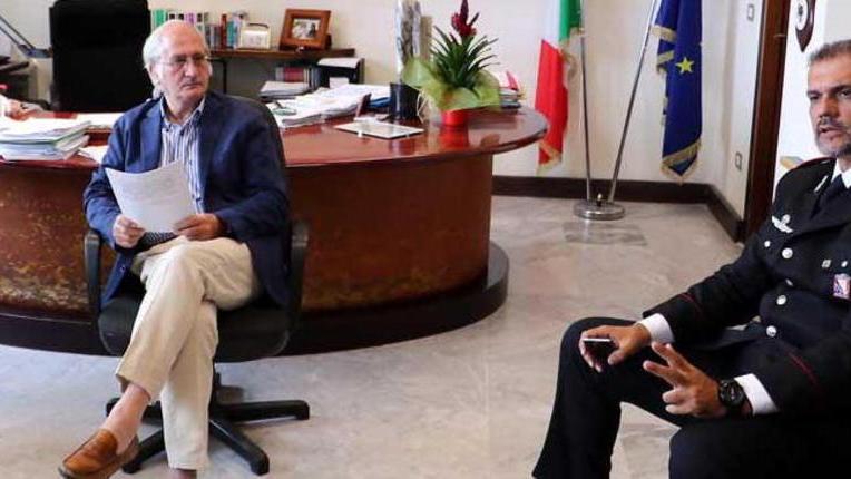 Indagato e trasferito il comandante