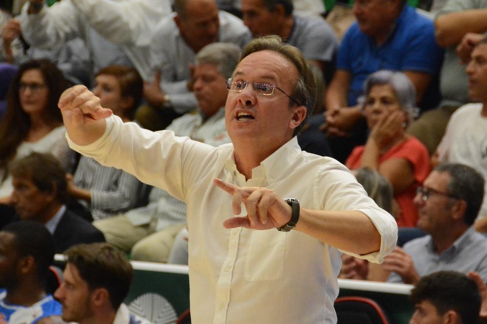 Il coach della Dinamo Pasquini