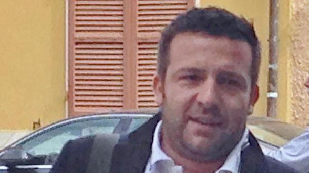 Picchia più volte la moglie La polizia lo aspetta all’ospedale