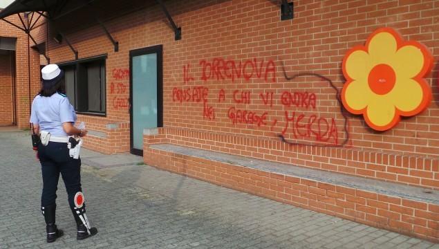 Torrenova, la tensione resta alta: sui muri scritte contro la Gazzetta