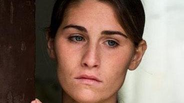 L’intrusa che mina una comunità serena