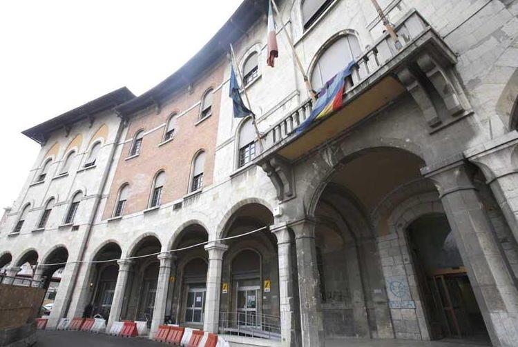 Trasferimento della questura summit con Enrico Rossi