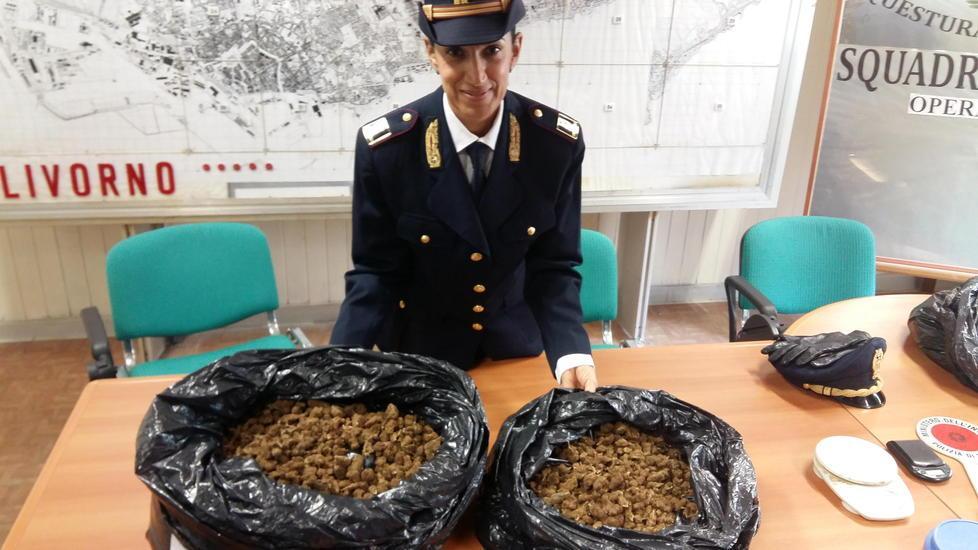 Arrestata per spaccio di droga: «Sarà licenziata dalla scuola» 