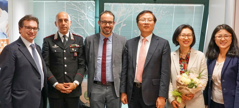 L’ambasciatore della Corea studia la città