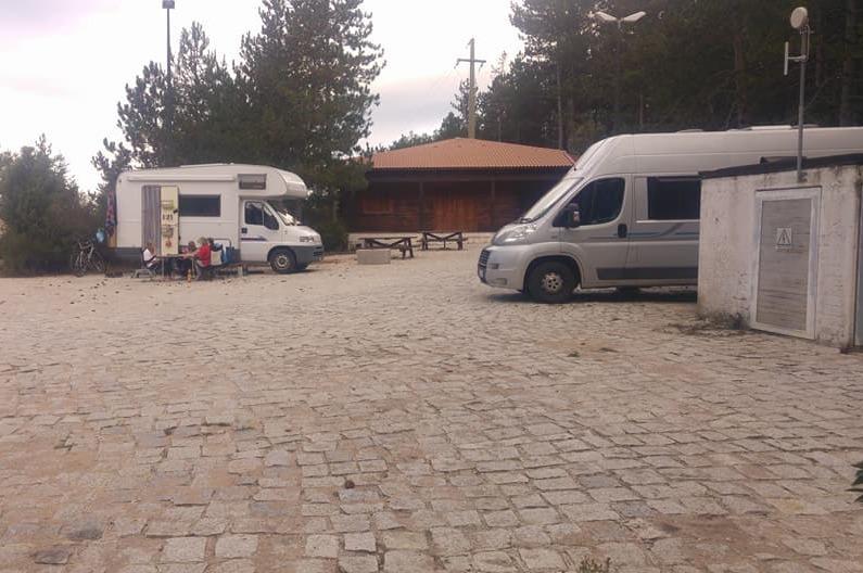 Vallicciola senza servizi, camperisti delusi