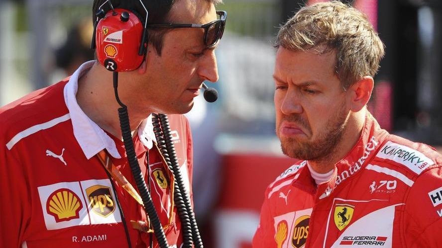 Sebastian: «Adesso è dura» Kimi: «Tutto molto strano»
