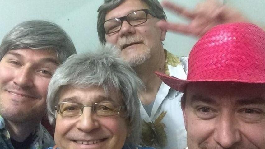 Simone Beneventi suona il legno alla Cavallerizza