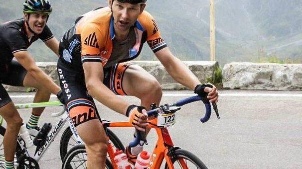 Travolto da un’auto in gara Ciclista grave in ospedale