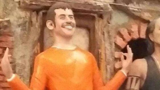 A Gabbani quadri, magliette reggiseni e una stella vera