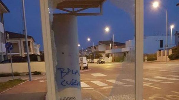 I creativi di tutto il quartiere al lavoro contro i vandali
