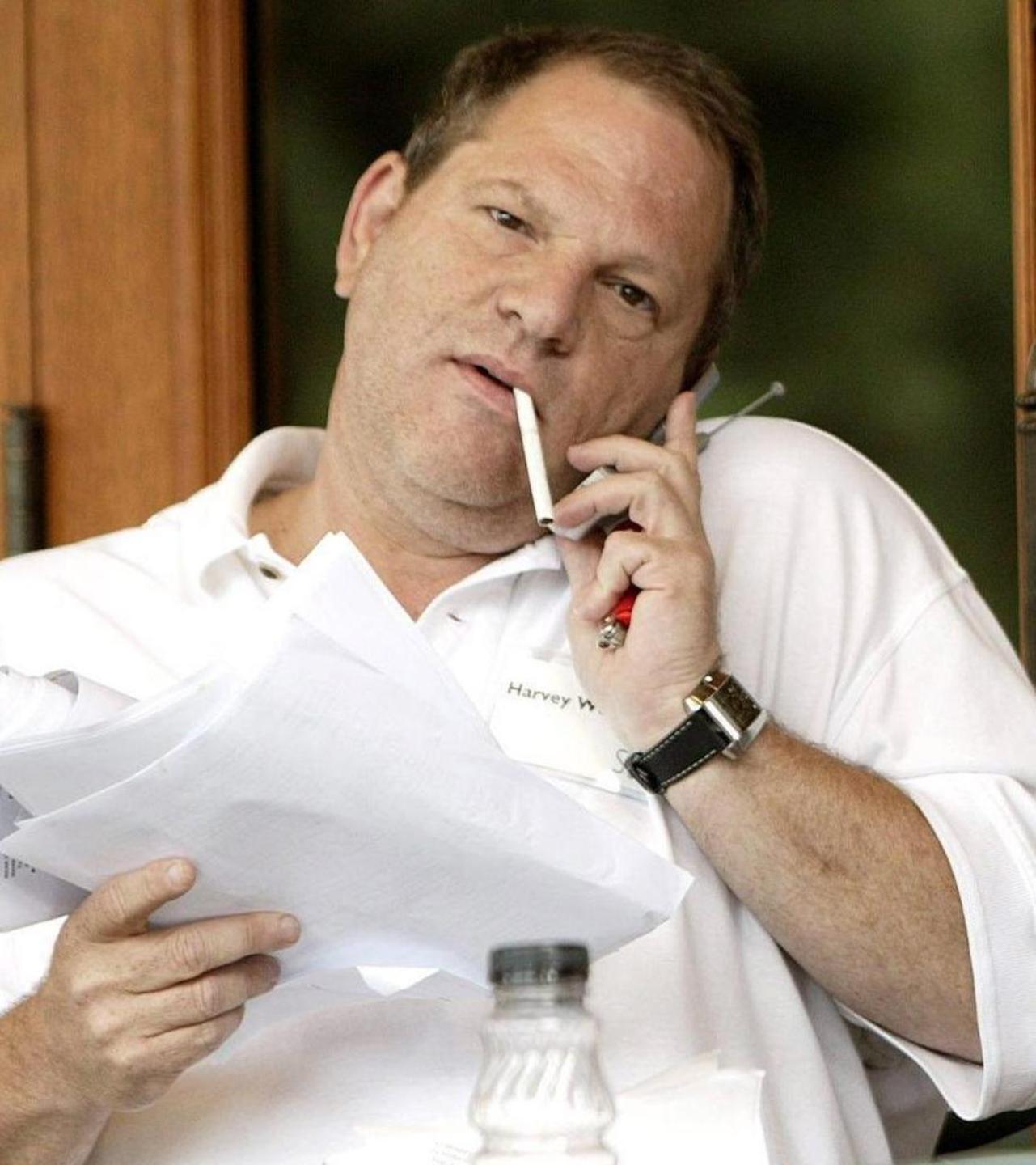 Weinstein licenziato dalla sua società 