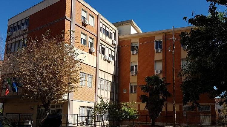 Il palazzo sede dell'ex Provveditorato a Nuoro