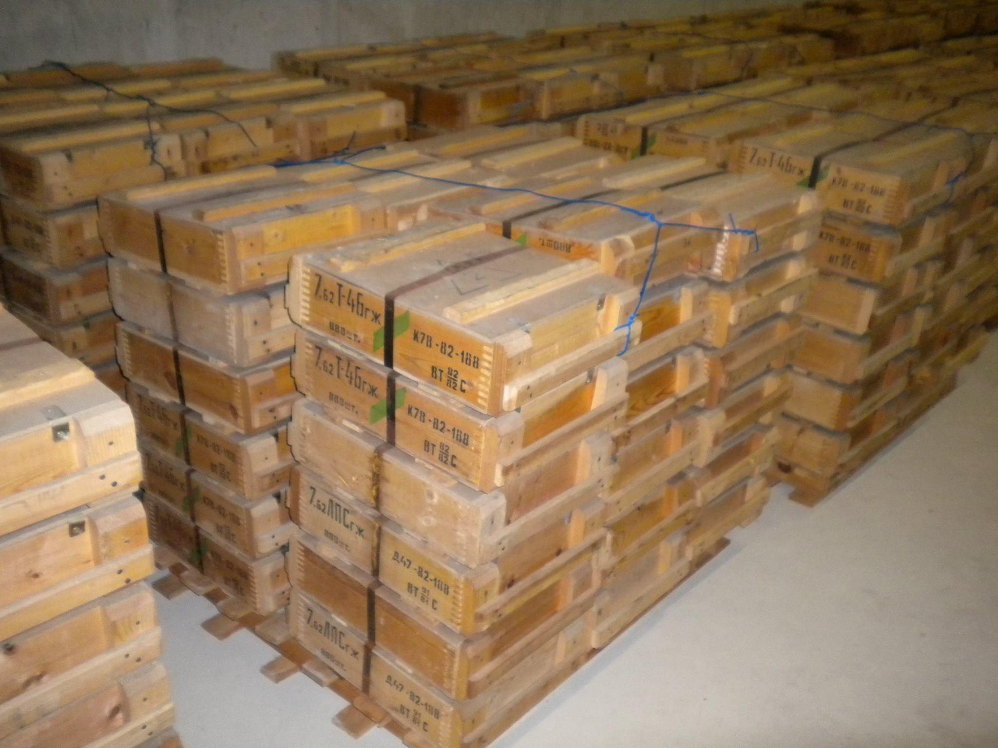 Mauro Pili: «Sparito un arsenale da guerra dai bunker di Santo Stefano»