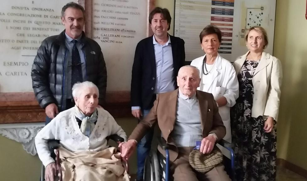Una riconoscimento dalla comunità ai coniugi Gallerani