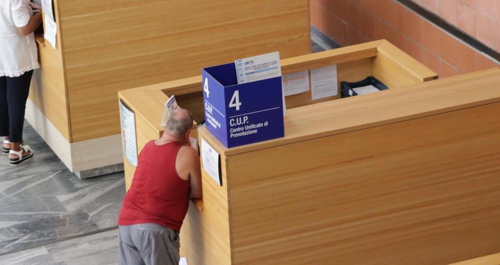 Il medico non c'è: disdette tre visite di fila