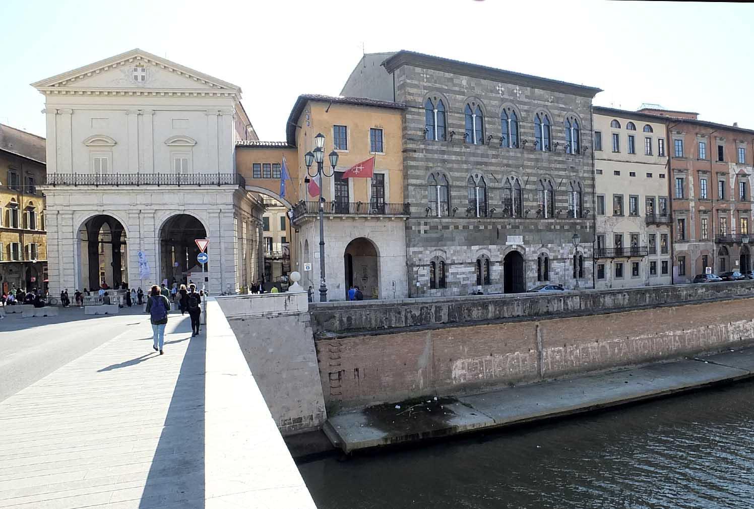 Una veduta di Palazzo Gambacorti, sede del Comune (foto Fabio Muzzi)