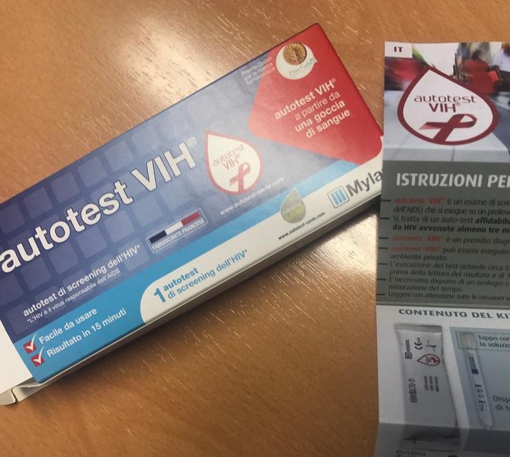 Paura Hiv: decine di giovani in farmacia per il test