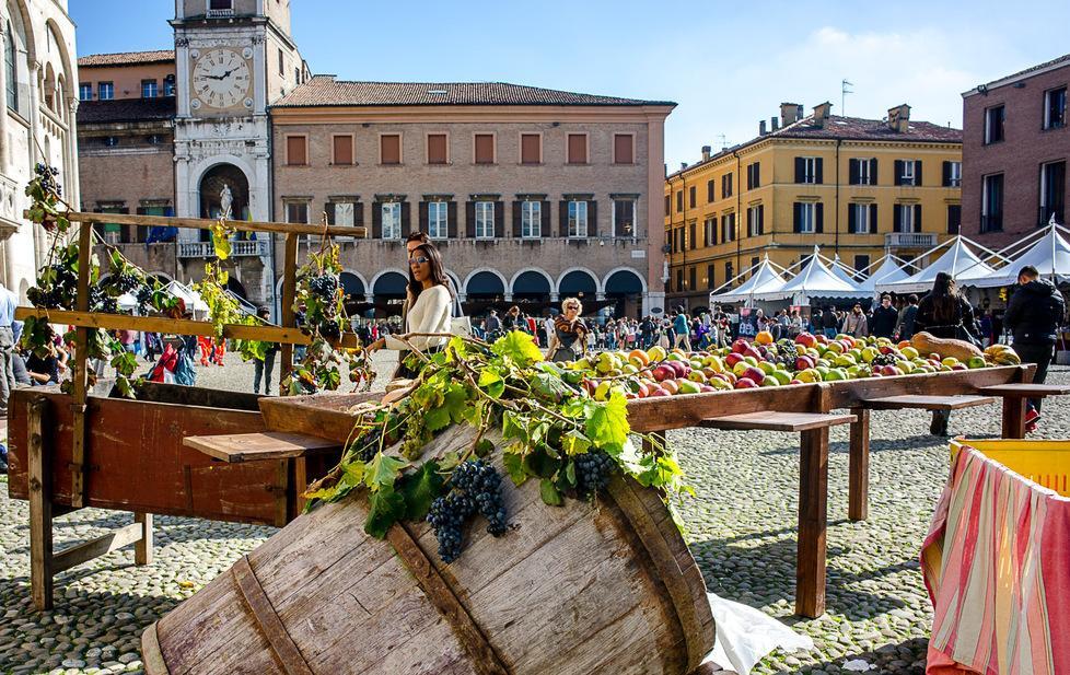 In piazza Grande a Modena apre la Bonissima