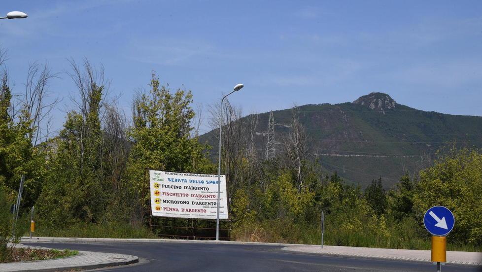 Via libera al secondo distributore lungo via Nazario Sauro 