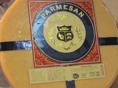 Formaggio contraffatto alla fiera tedesca 