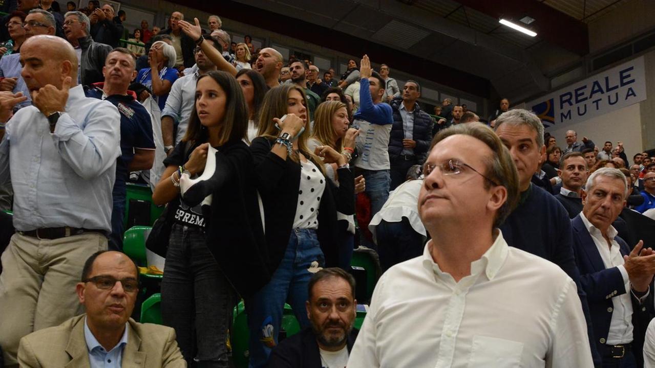 Lunetta di traverso nel debutto in coppa