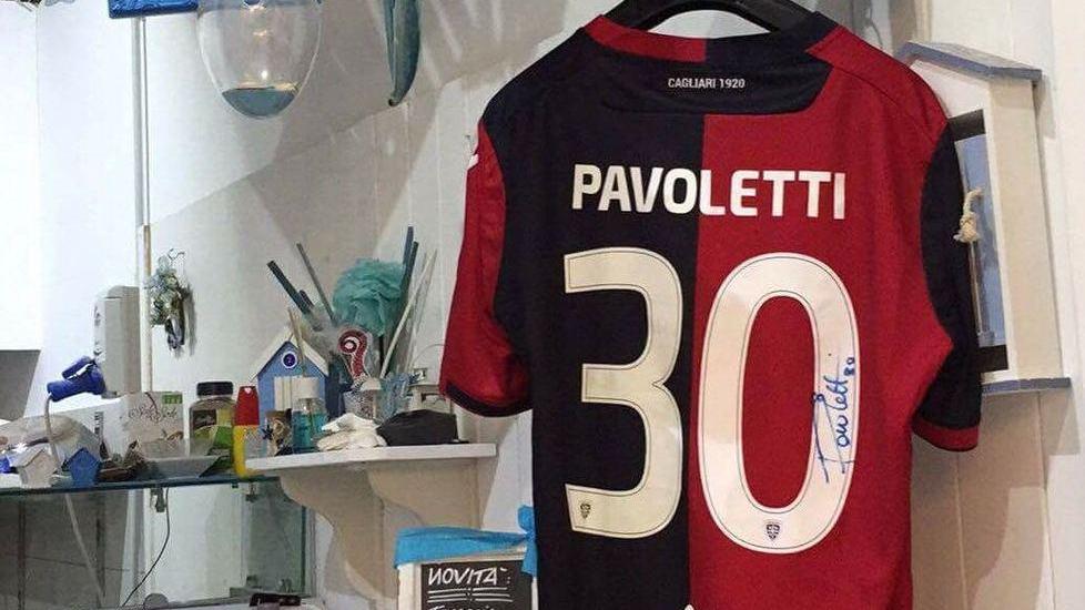 Lotteria per gli alluvionati, da Allegri a Pavoletti decine di maglie in palio