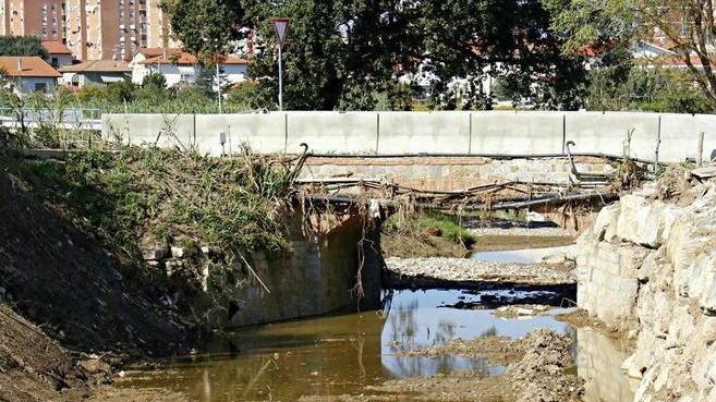 La cassa di espansione del rio Maggiore è una palude di melma
