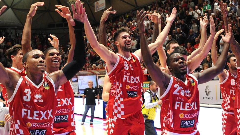 Il trio degli ex carica i biancorossi