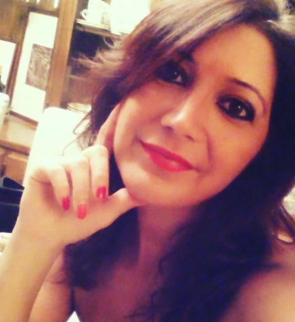 Collage di foto e applausi per una donna speciale: "Ciao Silvia"