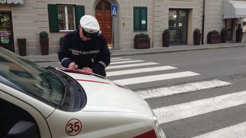 Multa di 5mila euro a venditore abusivo
