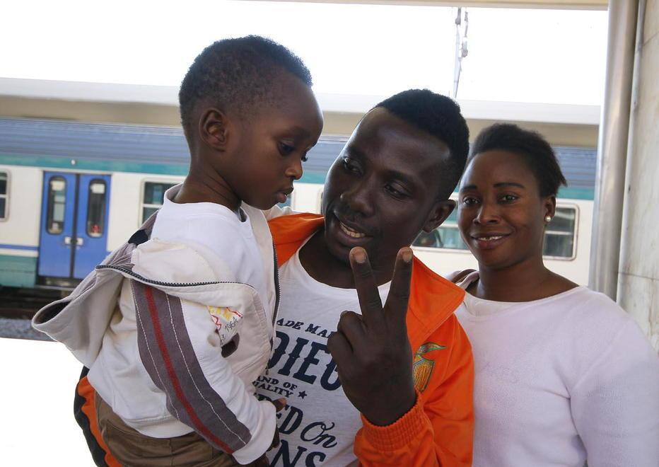 Lacrime di gioia dopo gli errori della burocrazia 