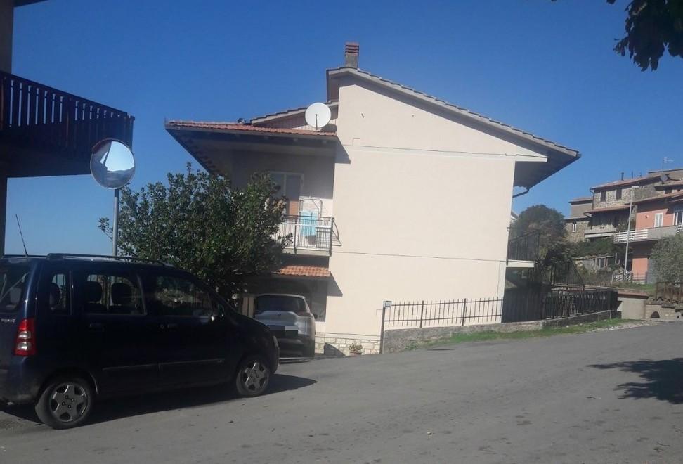 Ladri in due case in piena mattina Abitanti sotto choc 