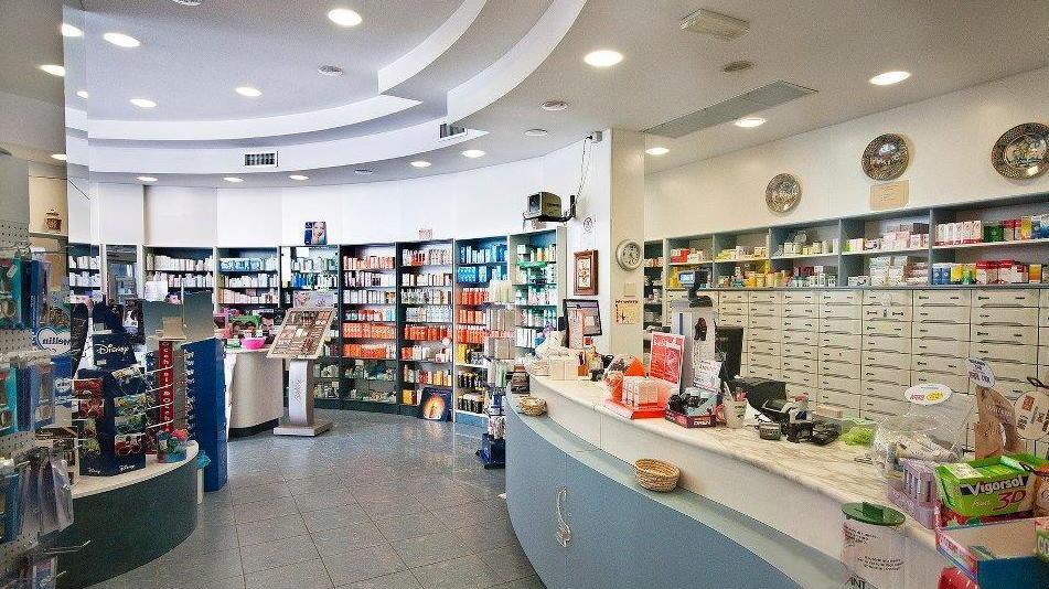 Dalle farmacie comunali tesoretto di 142.000 euro