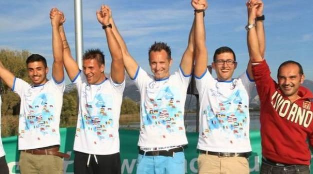 Doppietta amaranto, i gozzi trionfano in acque continentali 