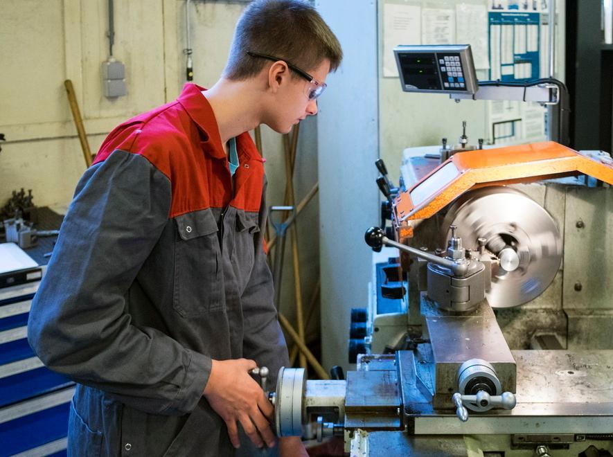 Alternanza scuola-lavoro ecco i fondi alle imprese 