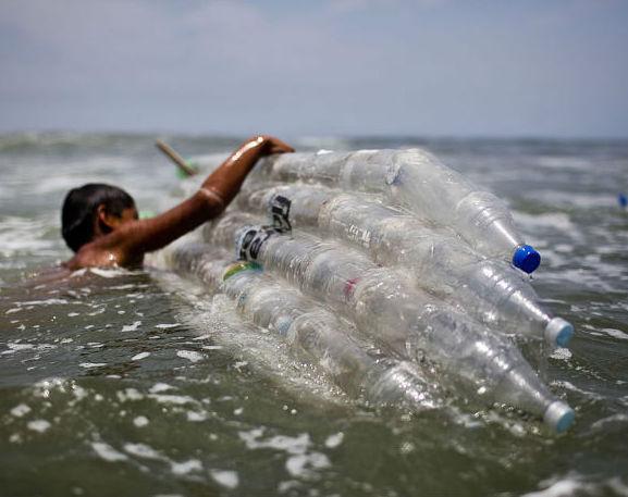 Un piano della Ue per ripulire gli oceani 