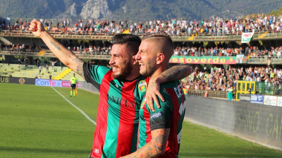 Ventidue squadre in 8 punti