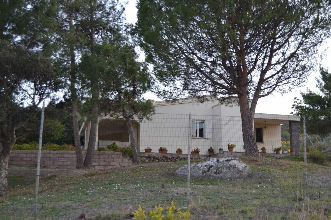 La villetta in cui è avvenuto la fallito rapina