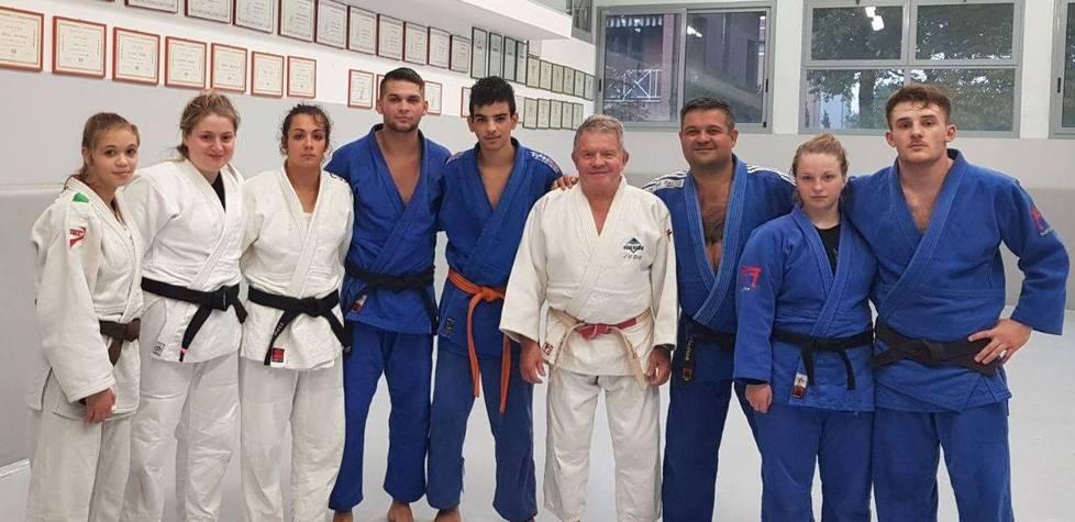 Geesink Team, allenamento speciale 