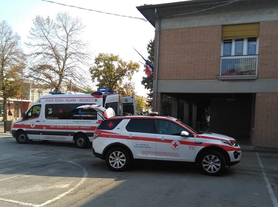 Si scontra con un compagno: alunno ferito 