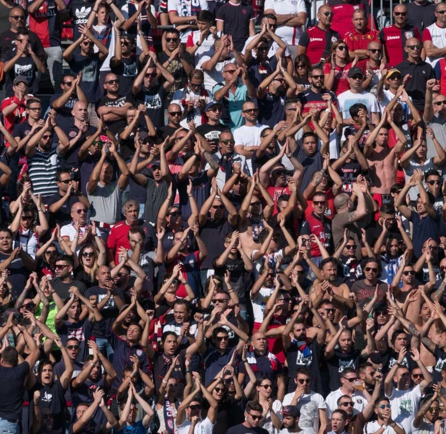 Tifosi scatenati, nel mirino tecnico e società