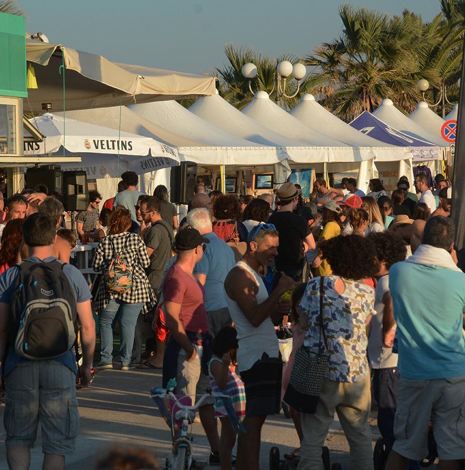 Dopo la festa si attende il vento 