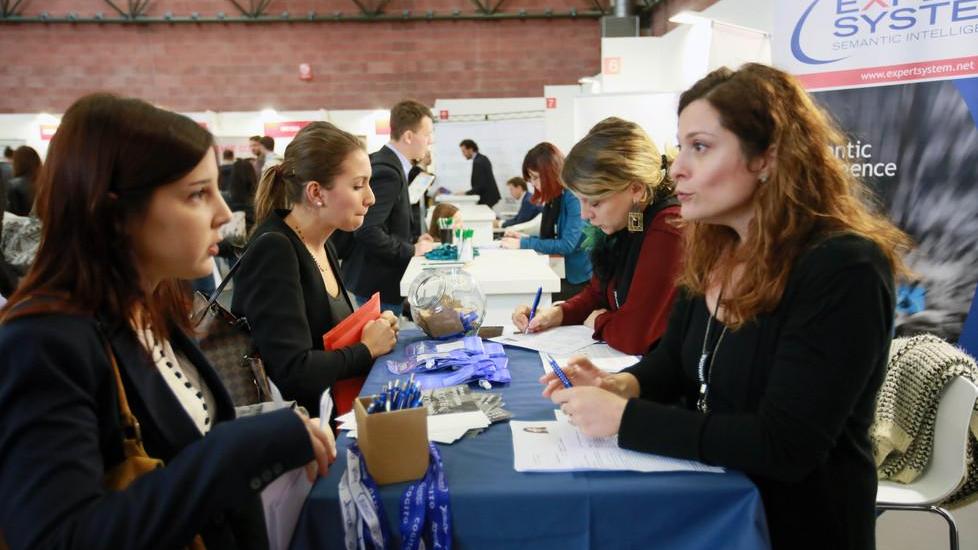 Modena, con il “Career day” il laureato va in Fiera a caccia di un futuro
