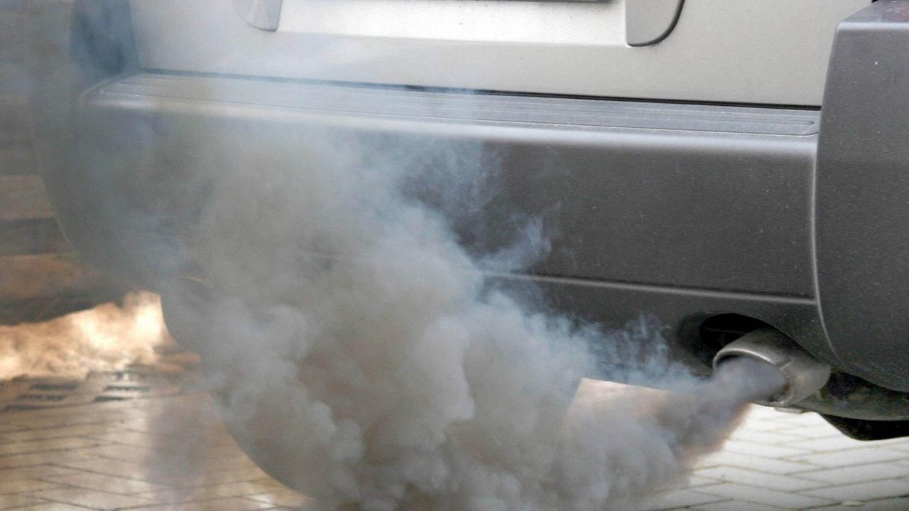 Smog a Reggio Emilia, prorogata l'allerta 1: fino a lunedì stop anche agli euro 4 diesel